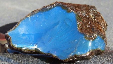 Blue Amber: paglalarawan, mga katangian at pangangalaga