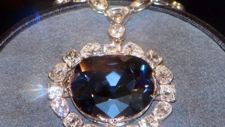 Mga Tampok at Kasaysayan ng Diamond ng Pag-asa