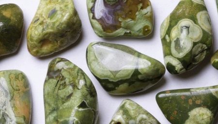 Rhyolite: mga tampok at katangian