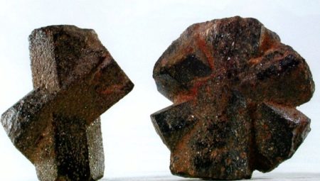 Mga katangian ng staurolite, mga deposito nito at mga tampok ng paggamit