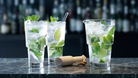 Salamin para sa mga cocktail: ano ang mga at kung paano pumili ng mga ito?