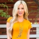 What colors of dresses are suitable for blondes?