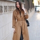 Coat with raglan sleeves