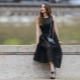 What tights to wear under a black dress and black shoes?