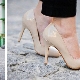 Mga sapatos na beige at kulay ng laman
