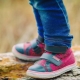 Mga Sneaker Kotofey