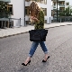 High-heeled pumps