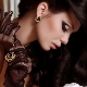 Gold earrings with stones