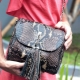 Ano ang magsuot ng mga bag ng python?