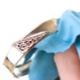How to clean jewelry from browning?