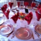 How beautiful to fold napkins in a glass?