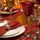 How to fold cloth napkins for serving the table?