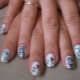 How to create a cute and gentle manicure with bears?