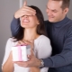 What gift to choose for a wedding anniversary?