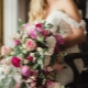 Cascading bridal pumpon: mga tip sa pagpili ng mga kulay at mga pagpipilian sa disenyo