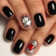 Mga magagandang black manicure option