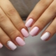Maputla pink manicure - ang diwa ng pagkababae at kagandahan