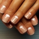 Beige at white manicure: nakamamanghang mga ideya ng disenyo at palamuti