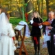How to meet young people with a loaf at a wedding and what should they say?