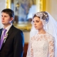 How to choose and wear a scarf for the wedding?