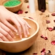 We make baths for the rapid growth of nails