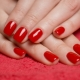 Paano gumawa ng magandang red manicure shellac?