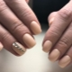 Magandang manicure gel polish sa hubad shades