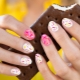Summer manicure para sa maikling kuko: mula sa lambing sa makatas na liwanag