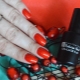 Mga tampok ng solong-phase gel polishes at mga rekomendasyon para sa kanilang paggamit
