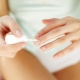 Strengthening nail polishes: types, tips on choosing and using