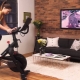 Ano ang mas mahusay: ehersisyo bike o elliptical trainer?