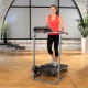 Magnetic treadmills: kung ano ito, kung paano ito gumagana at kung paano ito naiiba mula sa iba pang mga uri
