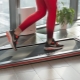 Flat treadmills: mga tampok at mga patakaran ng pagpili