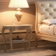 Mga bedside table para sa bedroom: mga pagkakaiba-iba at rekomendasyon para sa pagpili