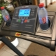 Mga uri at rekomendasyon para sa pagpili ng mga treadmills Carbon