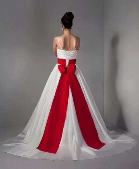 Red Wedding Dress na may sinturon at Ribbon sa Buhok