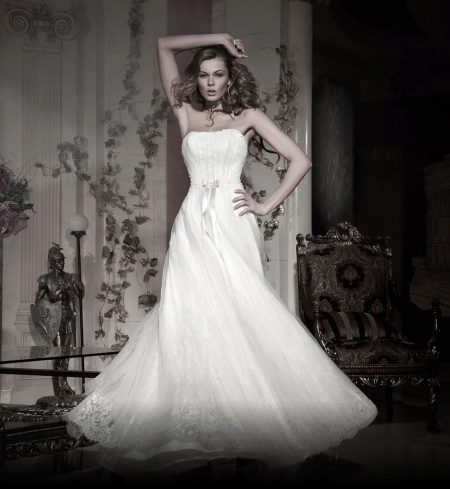Wedding Dress sa pamamagitan ng Slanowski
