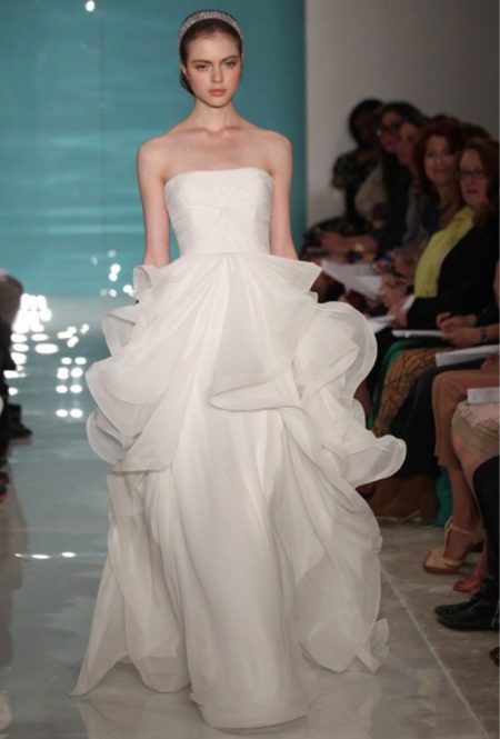 Kasal sa pamamagitan ng designer Reem Acra