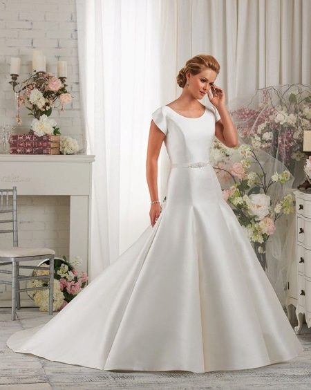 Mermaid Wedding Dress na may Tulip Sleeve
