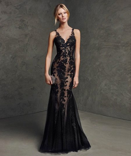 Lace Panggabing Gown