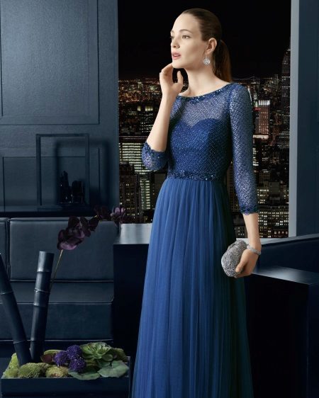 Tatlong-quarter-length evening dress