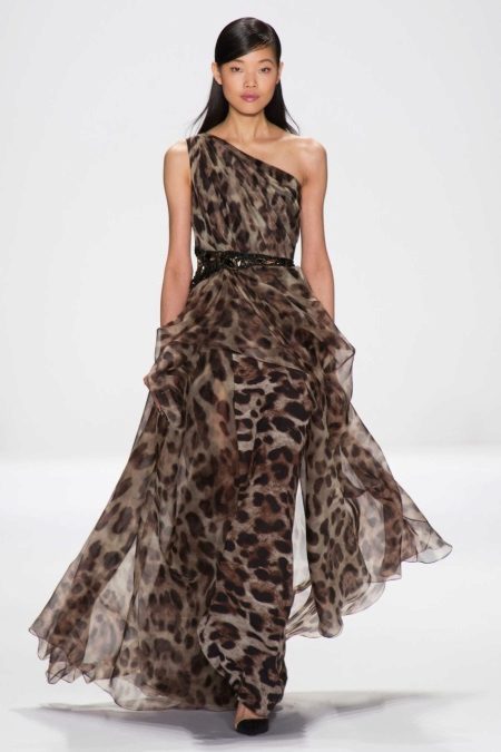 Gabi na may leopardo na naka-print
