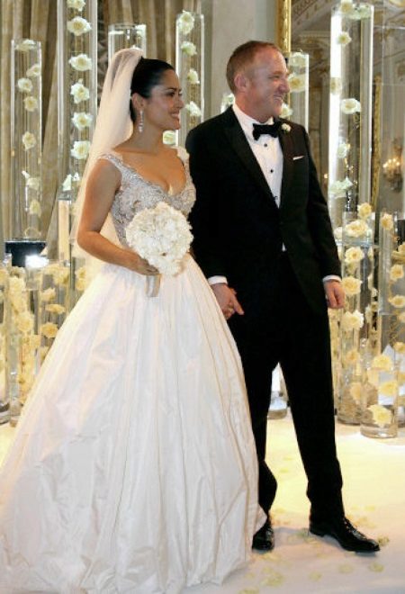 Wedding Dress ni Salma Haek