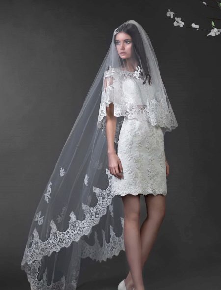 Maikling damit ng kasal sa pamamagitan ng Romanova