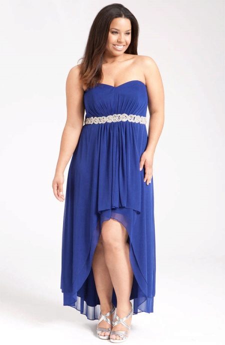 Evening dress with asymmetry