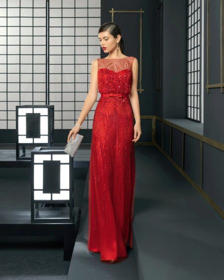 Red dress sa sahig para sa corporate party