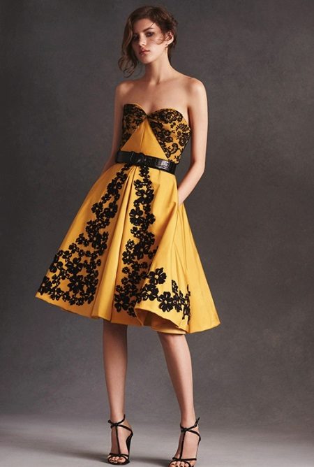 Mustard dress na may itim