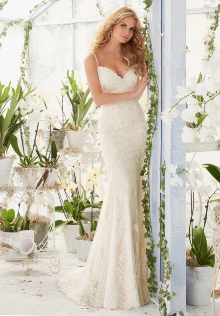 Direktang Wedding Dress ni Mori Lee