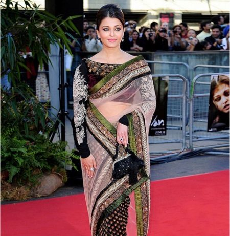 Sari damit