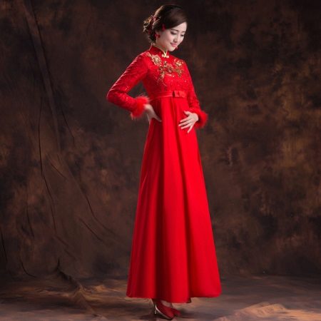 Magsuot ng estilo ng oriental para sa isang buong babae